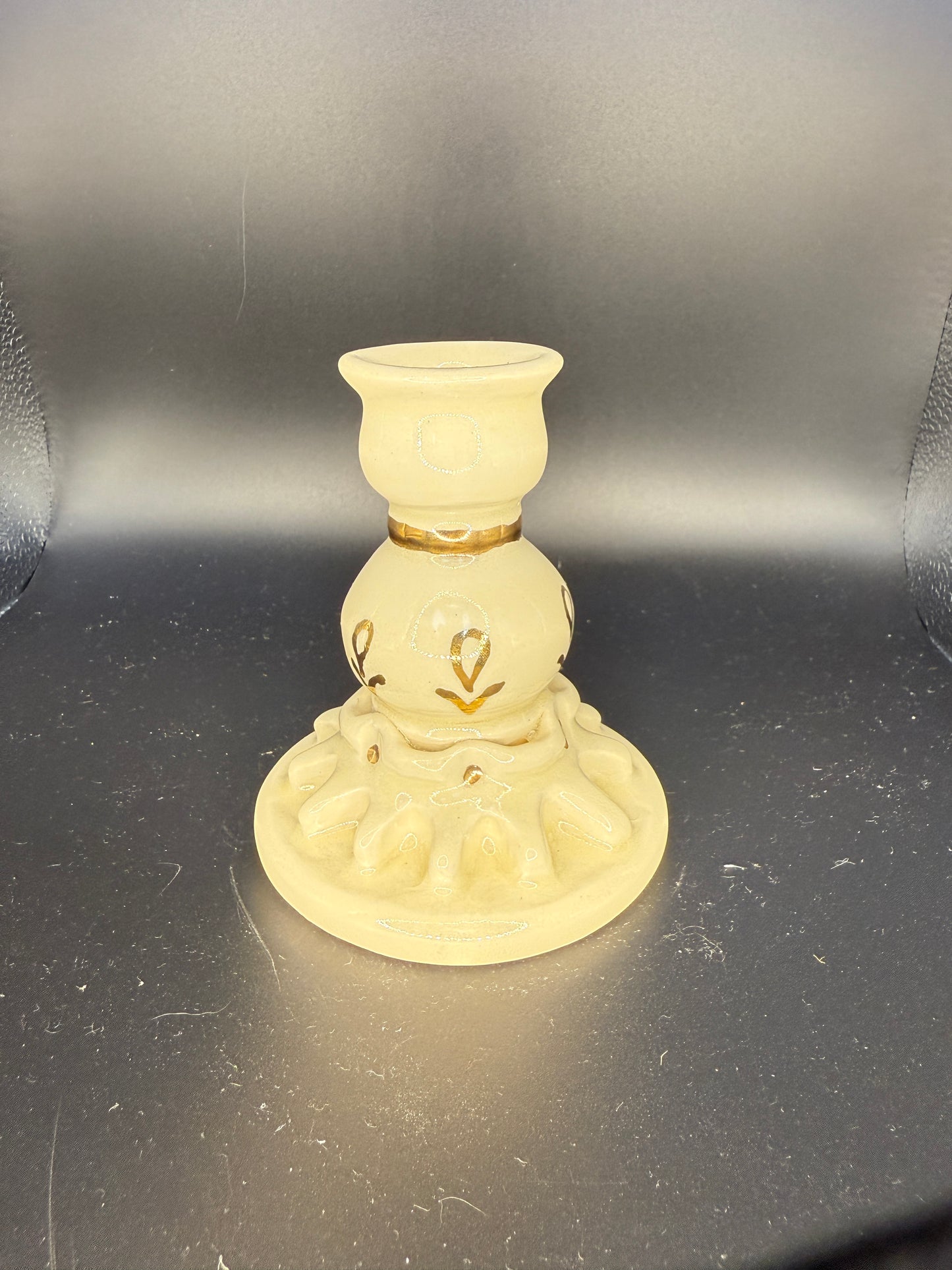 Handcrafted White Candleholder with Real Gold Accents – Elegant Home Decor