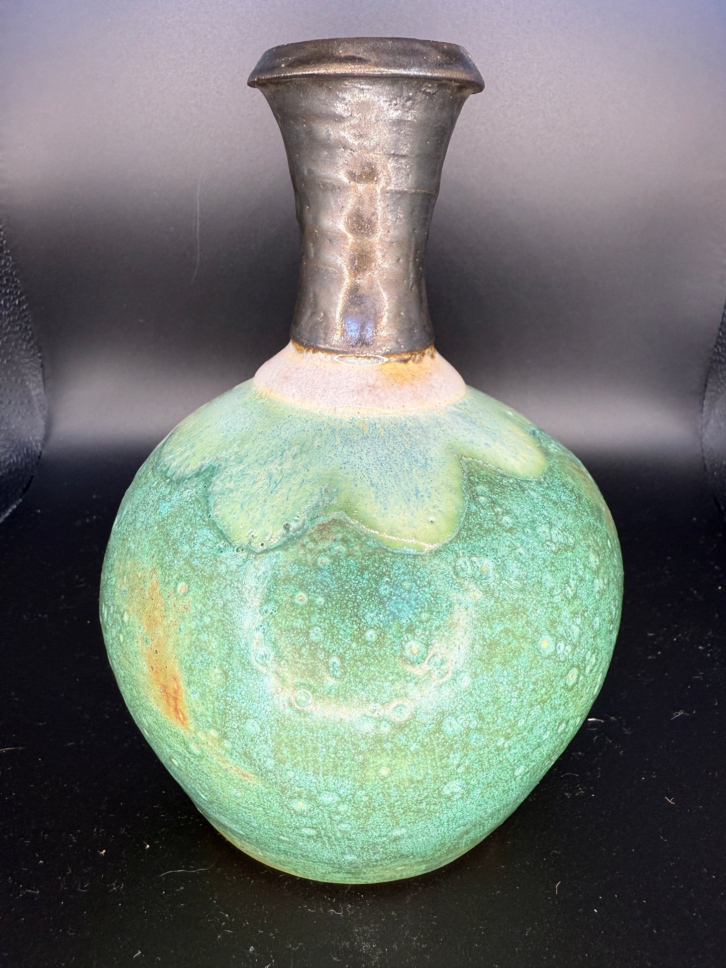 Handmade Ceramic Vase – Silver Neck & Jade-Green Basin – Elegant Home Decor