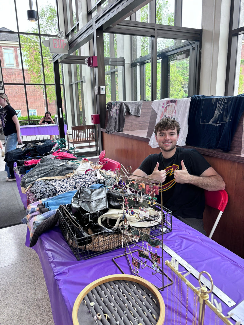 Permanent jewelry pop-up at Sparkfest in the Miami University Art Quad